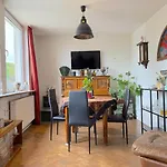 Vinyl Room - Charming Place, 15 Minutes To Gdansk Old Town & Seaside